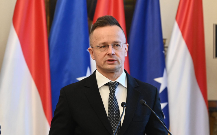 Szijjártó Péter: az amerikai beruházások ellensúlyozzák az Európai Bizottság által okozott károkat