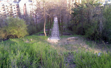 Másolatokkal helyettesítik az eredeti stációkat a Kálvárián