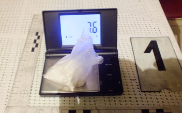 Kábítószert árultak