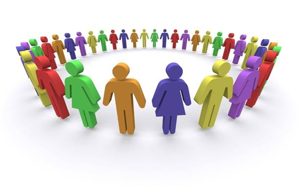 Kereskedők pavilonjait bontják le Salgótarjánban