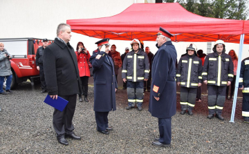 Átadták a Héhalom Önkéntes Tűzoltó Egyesület szertárát