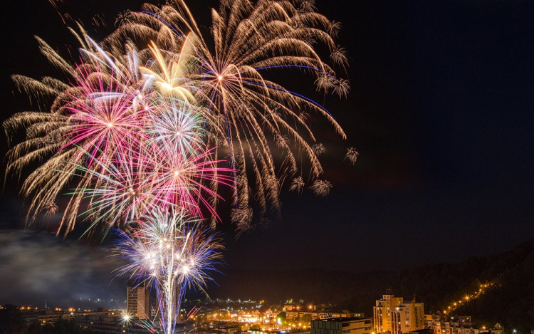 Együtt vagyunk felelősek Szent István örökségéért és Salgótarján jövőjéért
