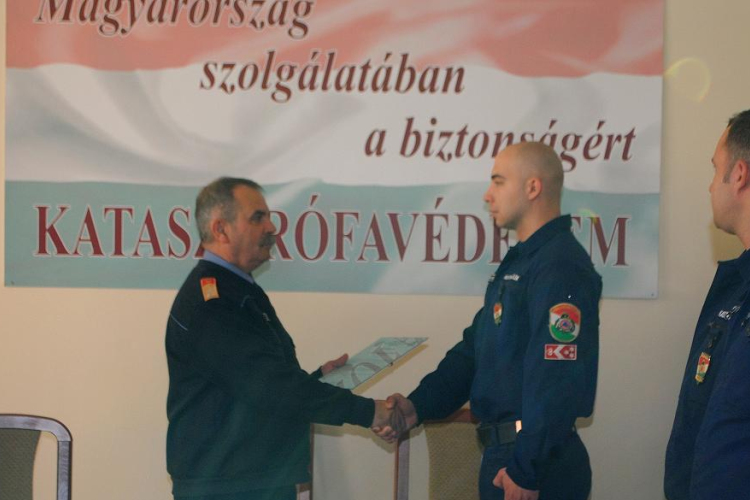 Díszparancs a kiemelkedő munkáért