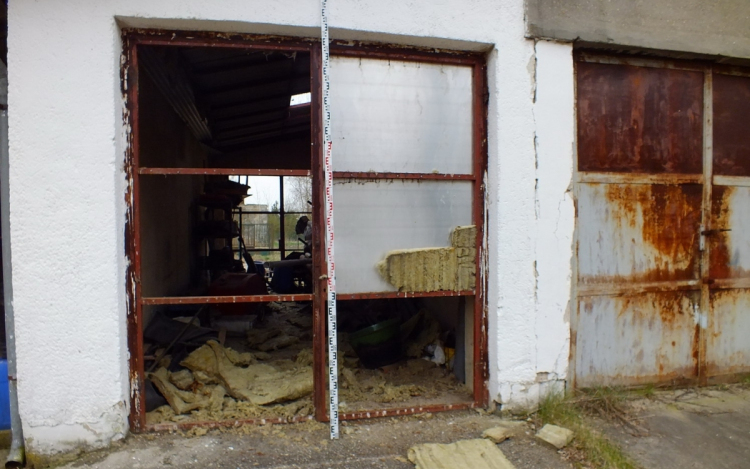 Visszajárt a telephelyre lopni