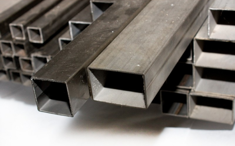 Vádemelés fémtolvaj ellen