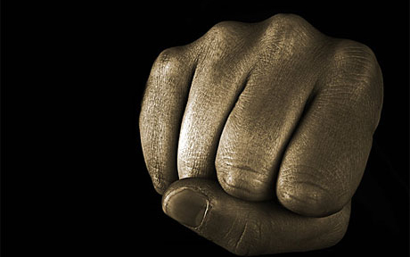 Őrizetben a garázdák