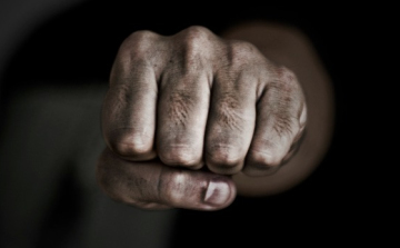 Csoportos garázdaság Bátonyterenyén