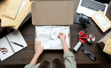 FEKETELISTA A WEBÁRUHÁZAKBAN