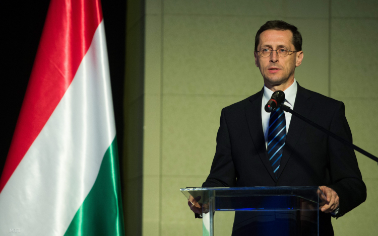 3,5 milliárdos beruházást avatott Varga Mihály Rétságon