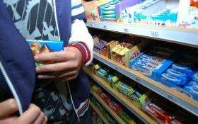 Fiatalkorú bolti szarkát fogtak