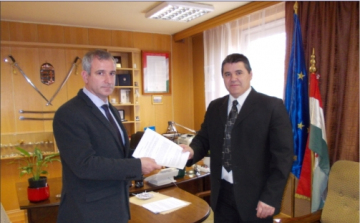 Megóvják a rendőrök a futballpályákat