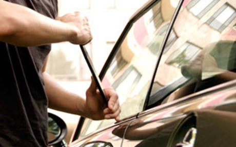 Megelőzhetőek a gépjármű-feltörések