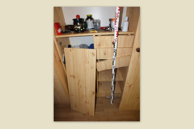 Éjjel törtek haragosukra