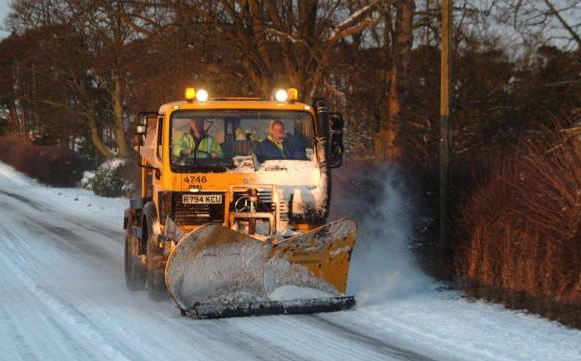 24 órás hóügyelet