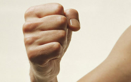 Megütötte vitapartnerét