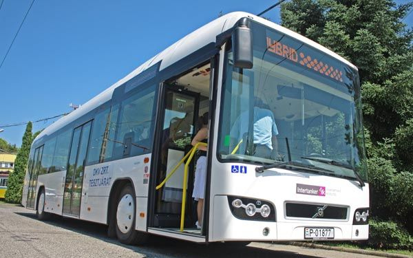 Átadják az új rétsági buszpályaudvart