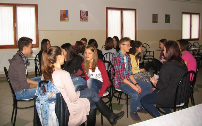 Határon átnyúló program fiataloknak