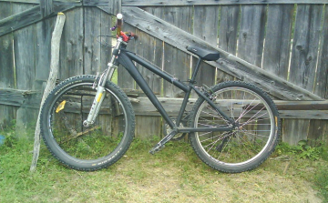 Kerékpárokat lopott