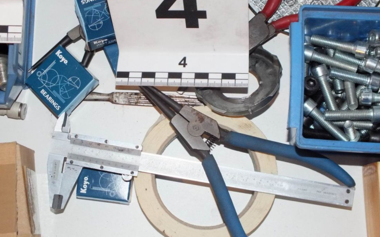 Munkahelyéről lopott