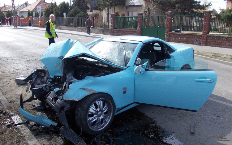 Csökkent a közúti balesetek száma