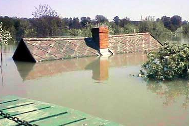 Másodfokú árvízvédelmi készültség az Ipolyon