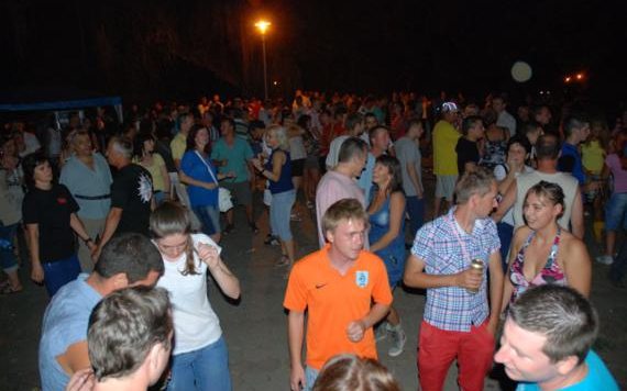 Óváros téri utcabál Balassagyarmaton