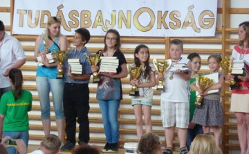 Etesi siker a szegedi tudásbajnokságon