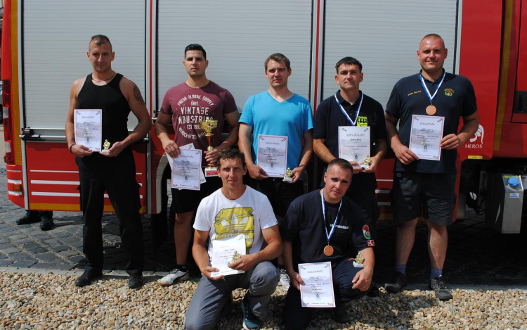 Próbára tették erejüket a Nógrád megyei tűzoltók