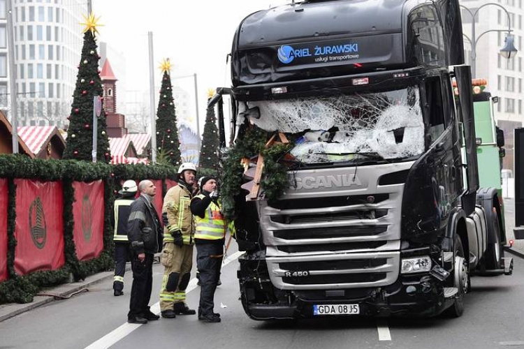 Berlini merénylet - Több mint ötvenmillió forintnak megfelelő összeget gyűjtöttek össze a kamionsofőr családjának