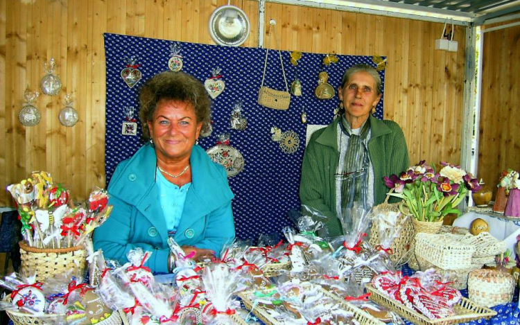 Kézművesek karácsonyi vására a kereskedelmi és iparkamarában