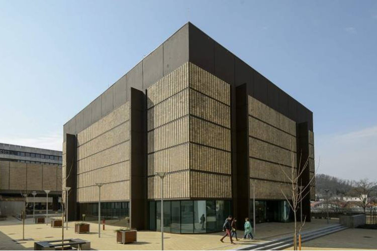 Fejlesztés az Apolló Moziban