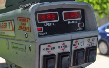 DECEMBER 24. Traffipax pontok