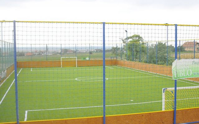 Műfüves pályát adtak át Balassagyarmaton