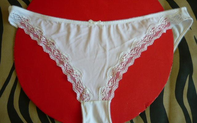 Szexuális erőszakkal is vádolhatják a bugyiba benyúlkáló férfit