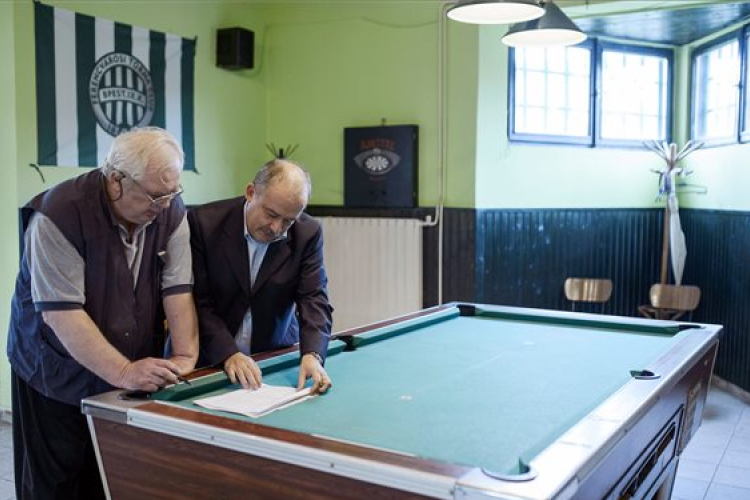 Megkezdődött a választási kampány