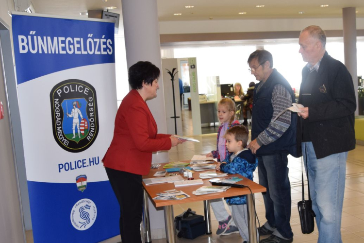 Házhoz megyünk! - bűnmegelőzés Bátonyterenyén