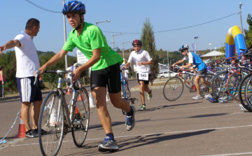 Triatlon fesztivált szervez a Tornádó