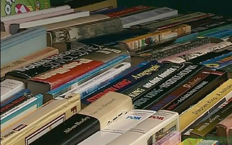 Szoboravató, könyvbemutató, dedikálás a könyvhéten Nógrád megyében