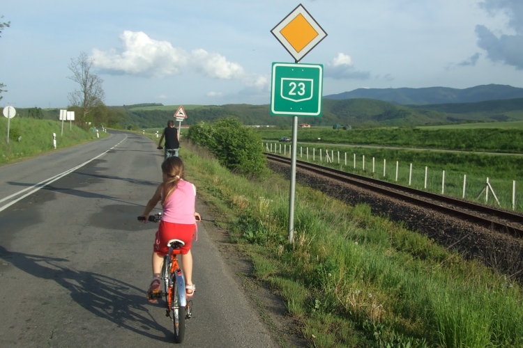 Felújítás az utakon