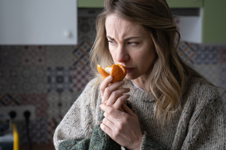 Megtalálták a megoldást a rengeteg ember érintő szaglásvesztésre, ami a Covid után megmaradt